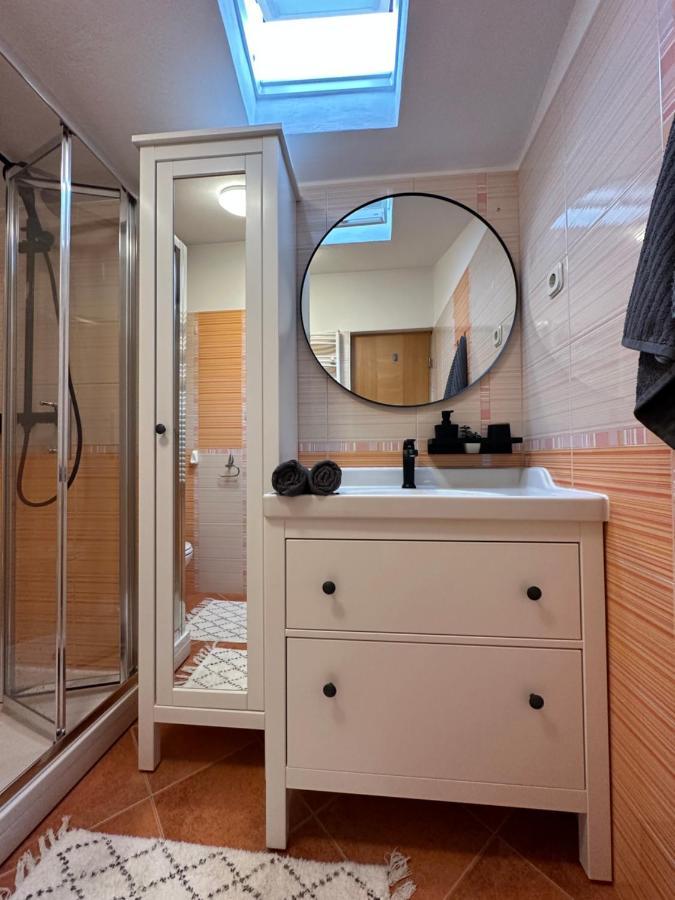 Apartman Rea *** Zadar Buitenkant foto